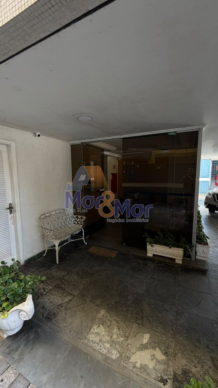 Apartamento na Praia da Enseada, Guarujá - SP