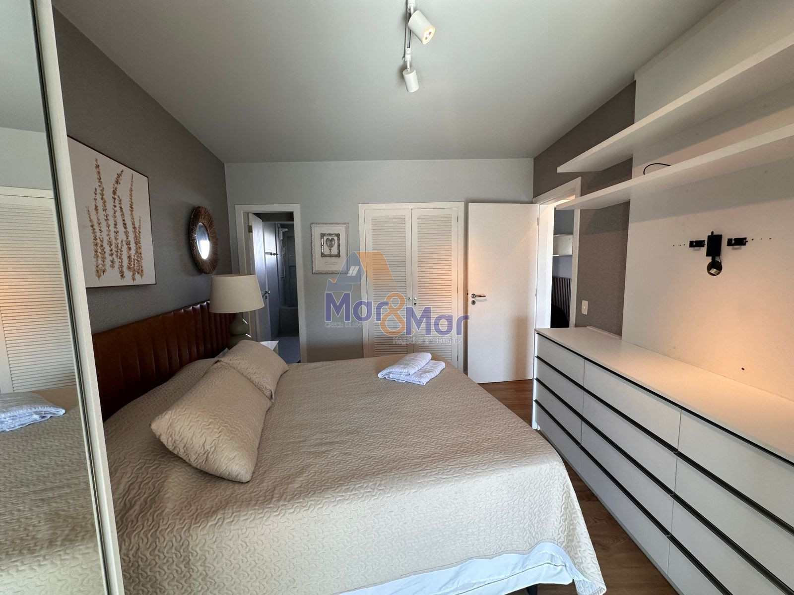 Apartamento-3-dormitorios-Pitangueiras