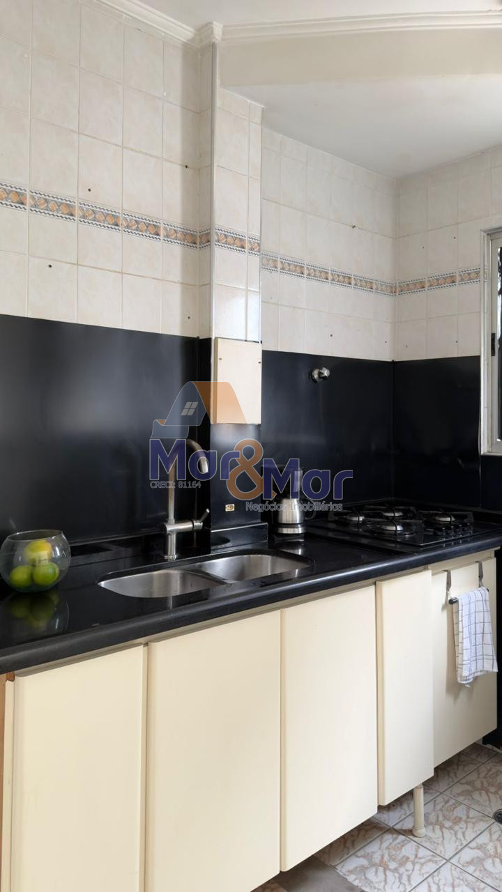 Apartamento na Praia da Enseada, Guarujá - SP