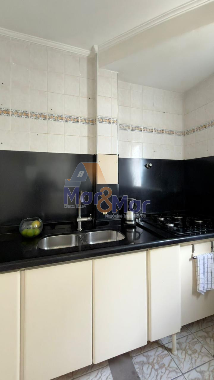 Apartamento na Praia da Enseada, Guarujá - SP