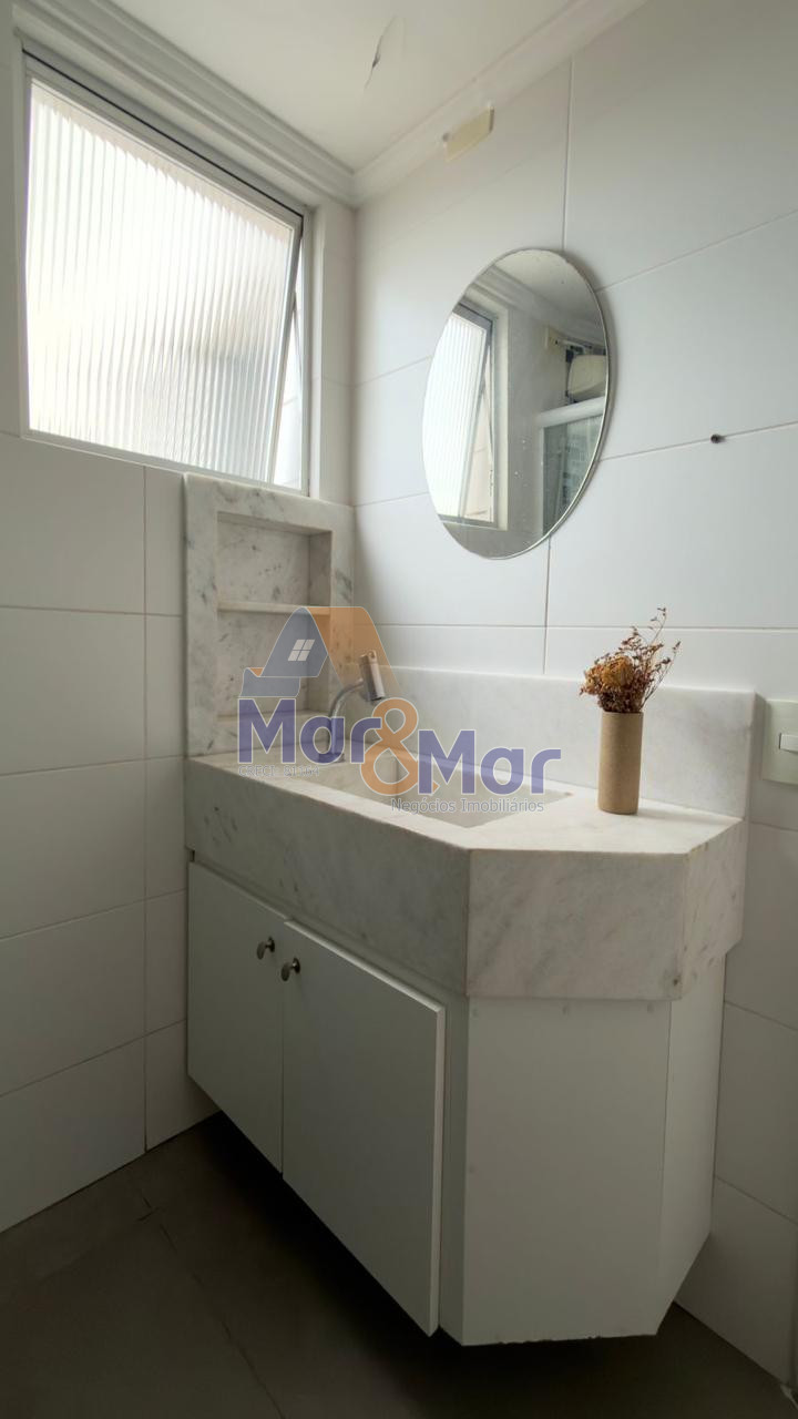 Apartamento na Praia da Enseada, Guarujá - SP