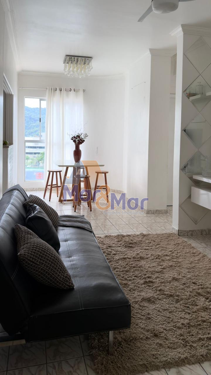 Apartamento na Praia da Enseada, Guarujá - SP