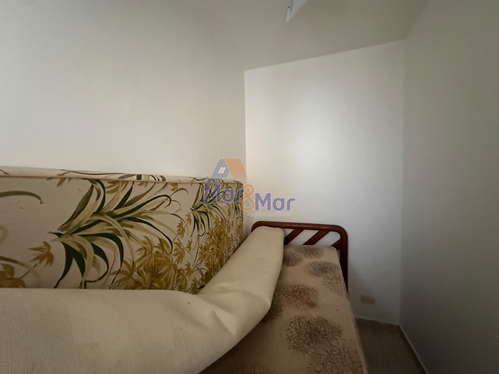 Apartamento Frente ao Mar nas Pitangueiras, Guarujá - SP