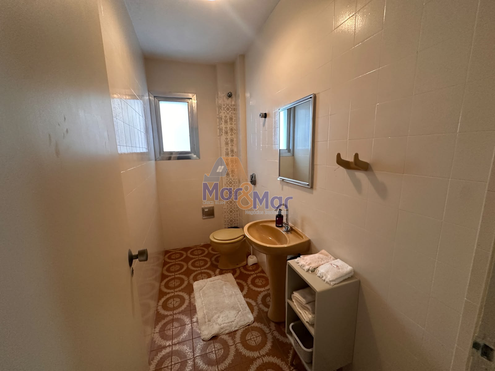 Apartamento Frente ao Mar nas Pitangueiras, Guarujá - SP