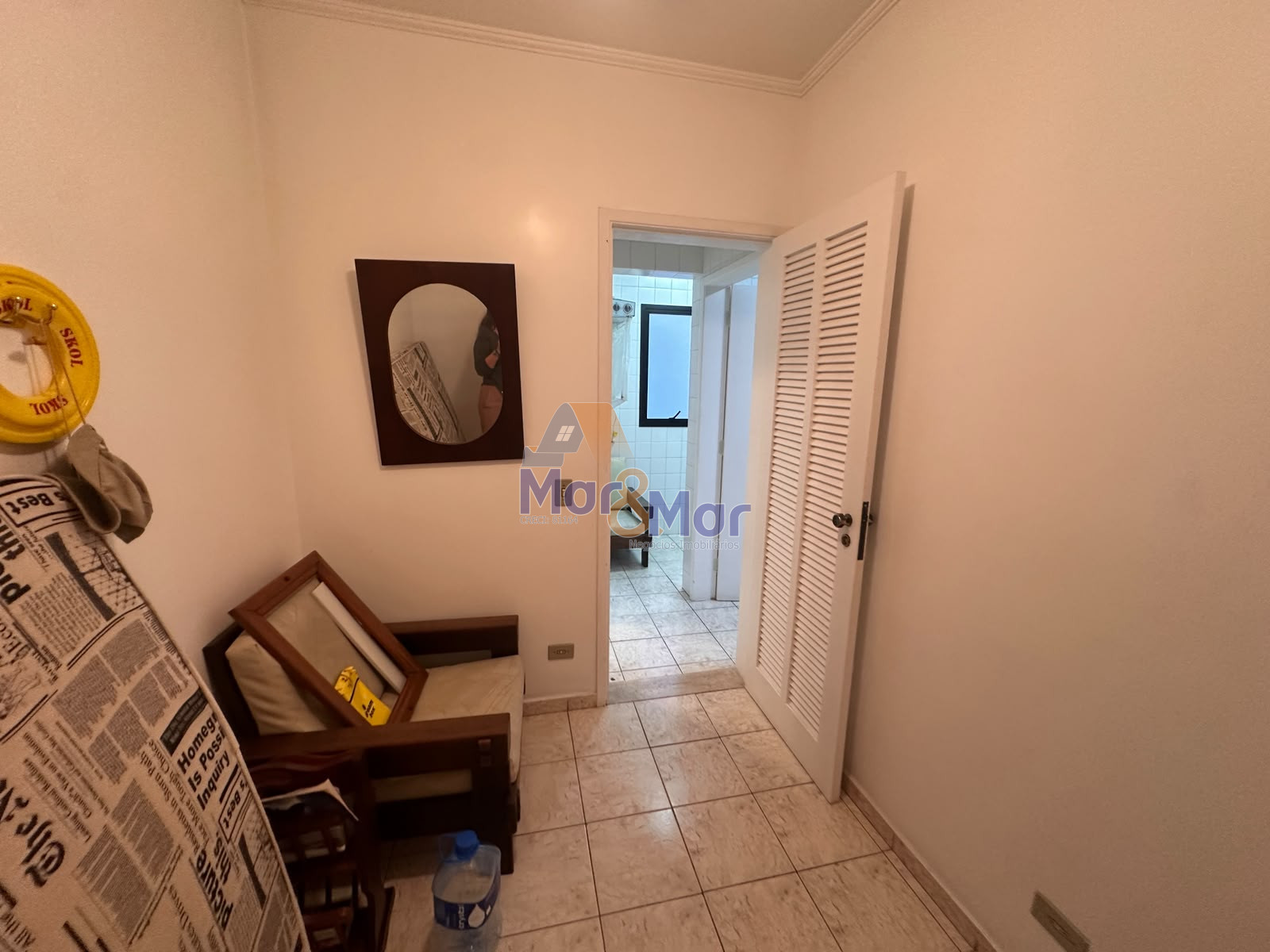 Apartamento na Praia das Pitangueiras, Guarujá - SP
