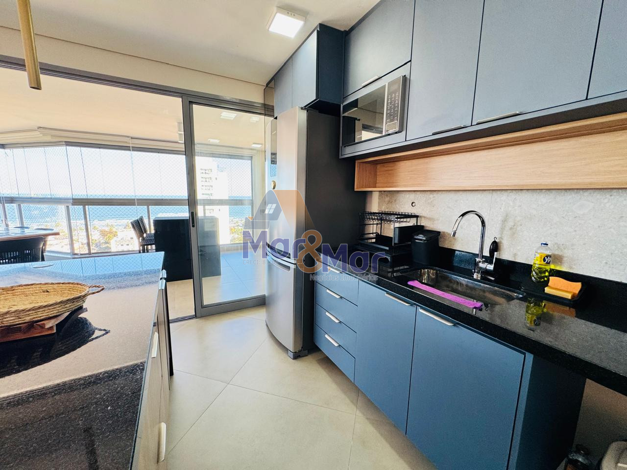 Apartamento na Praia da Enseada, Guarujá - SP