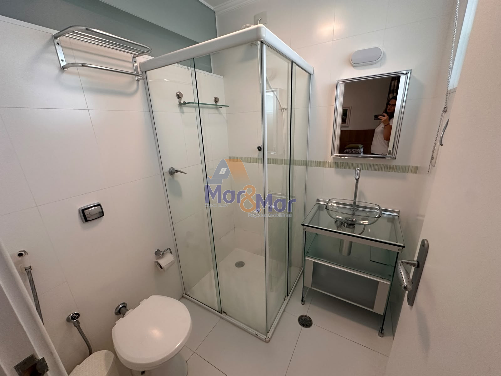Apartamento Frente ao Mar nas Pitangueiras, Guarujá - SP