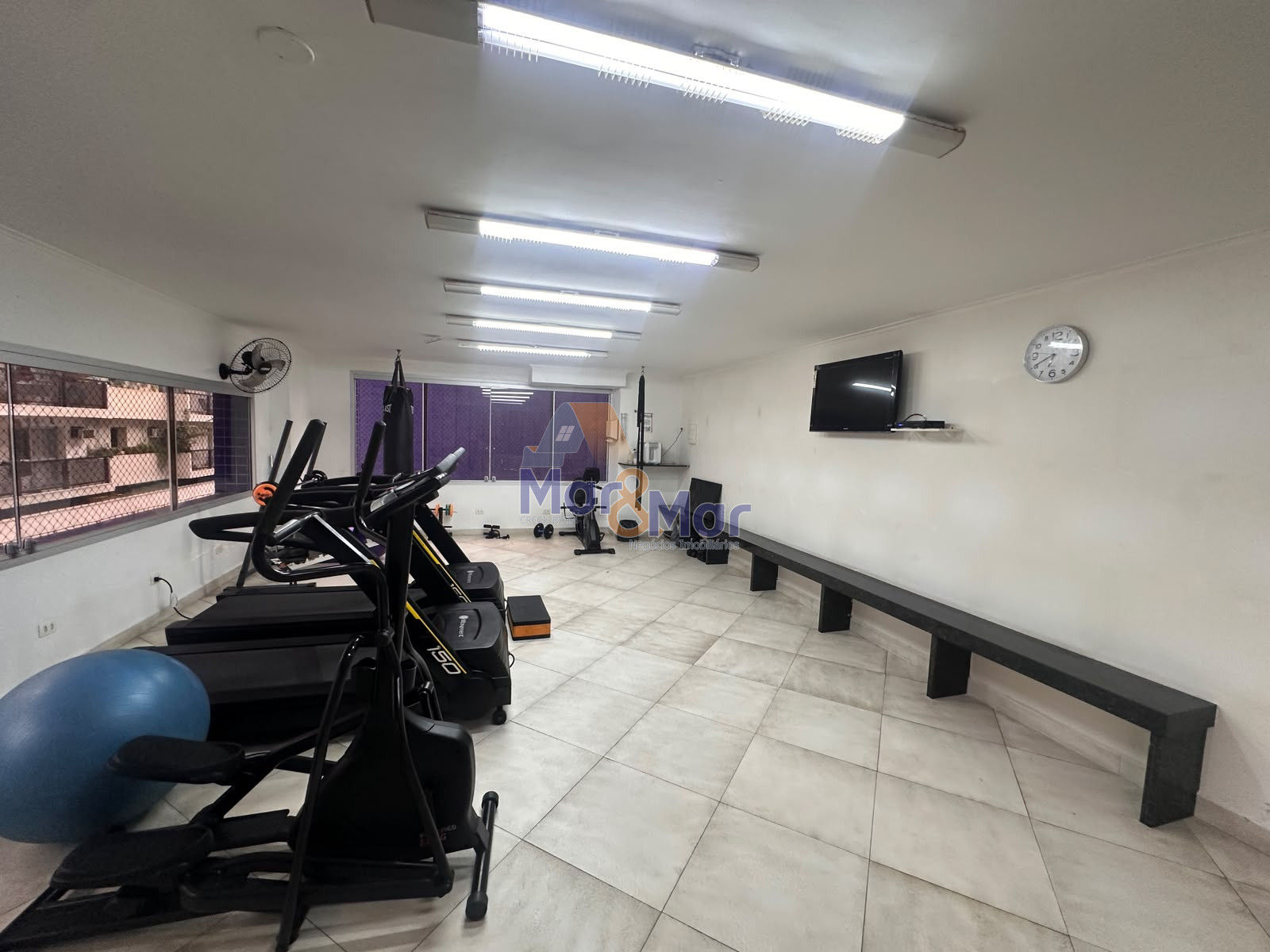 Apartamento-2-dormitorios-Pitangueiras
