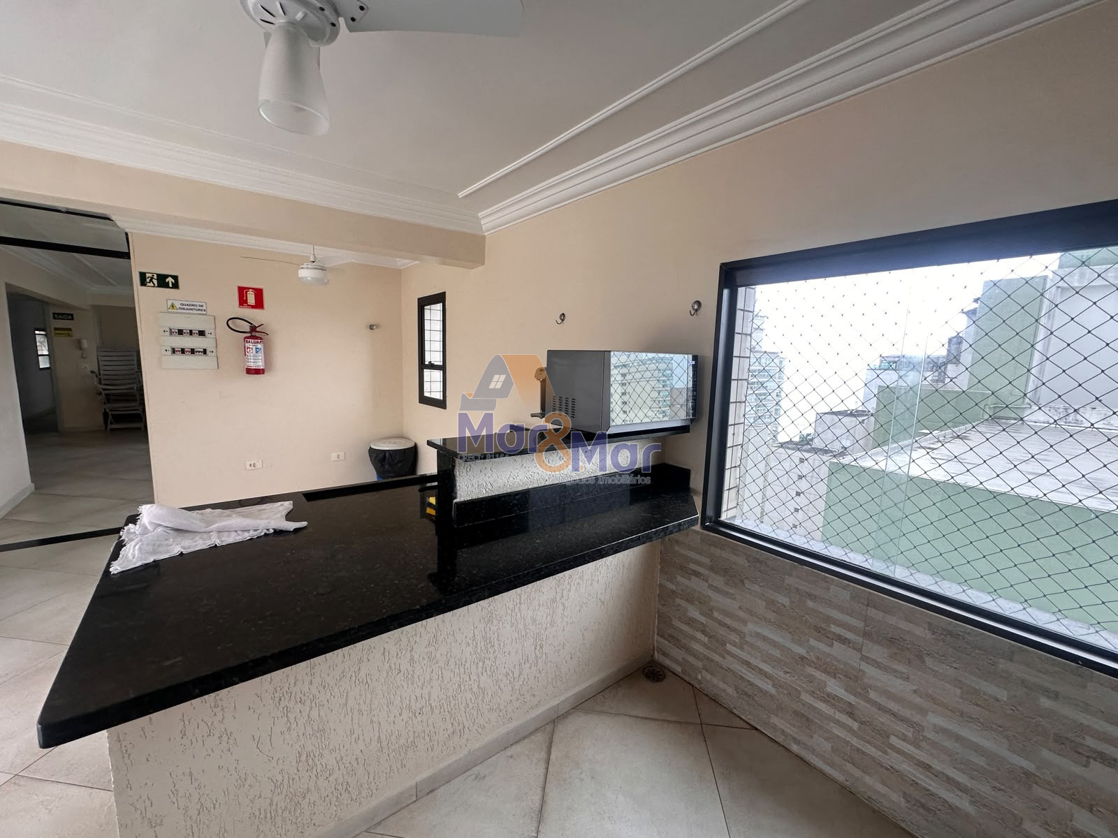 Apartamento-2-dormitorios-Pitangueiras