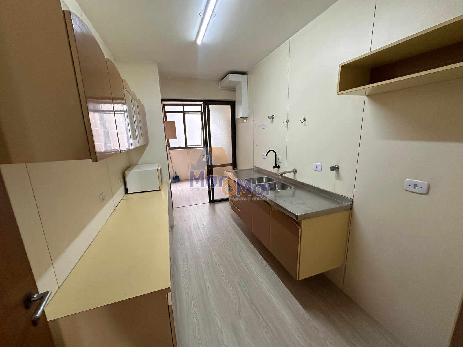 Apartamento-2-dormitorios-Pitangueiras