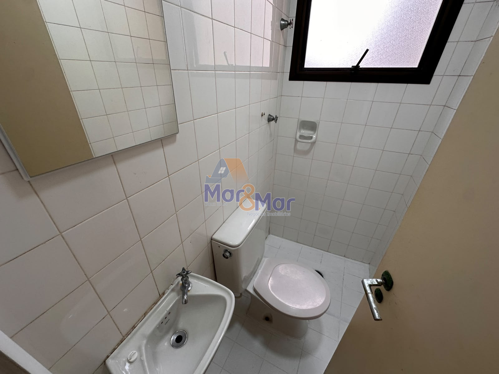Apartamento-2-dormitorios-Pitangueiras
