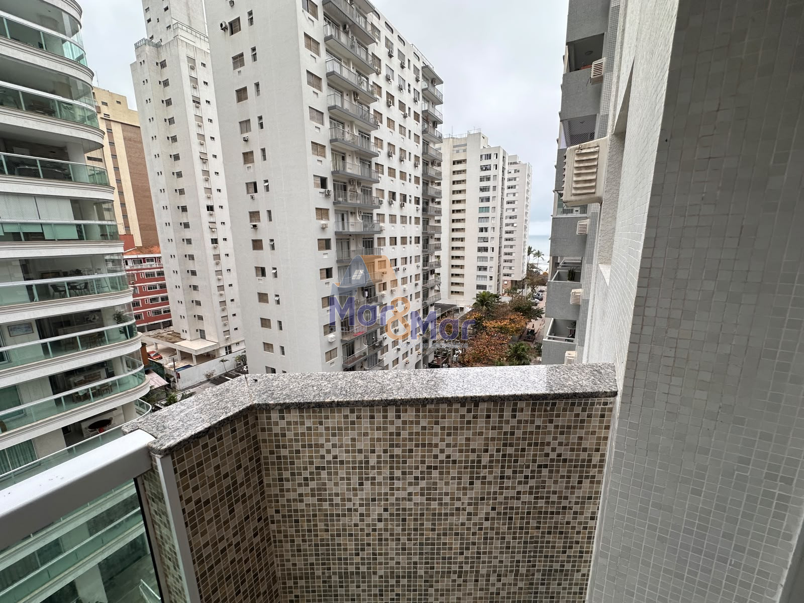 Apartamento-2-dormitorios-Pitangueiras