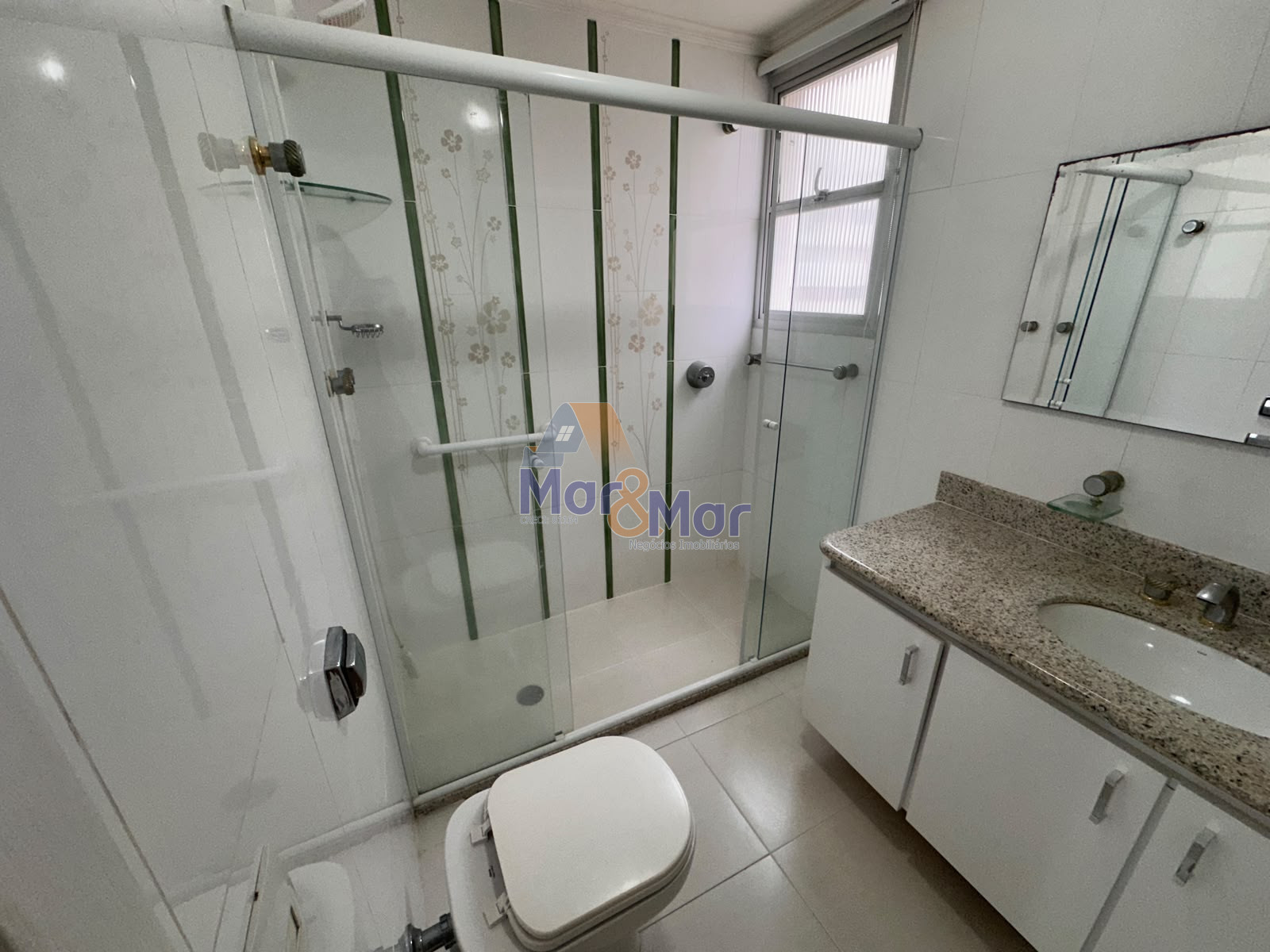 Apartamento-2-dormitorios-Pitangueiras