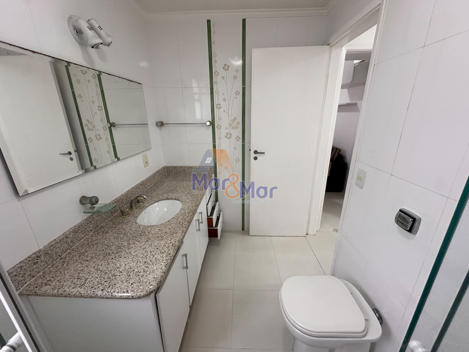 Apartamento-2-dormitorios-Pitangueiras