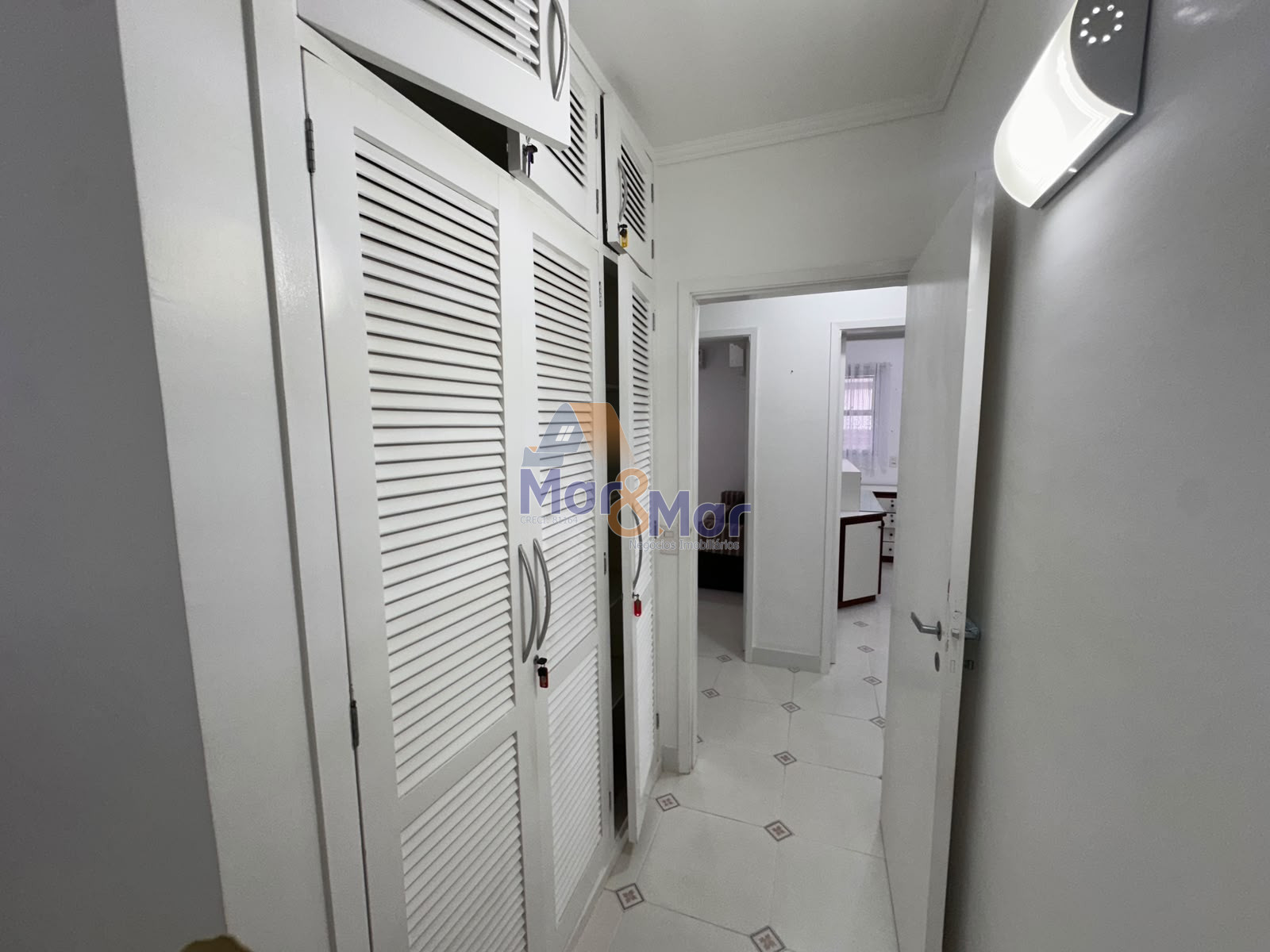 Apartamento-2-dormitorios-Pitangueiras