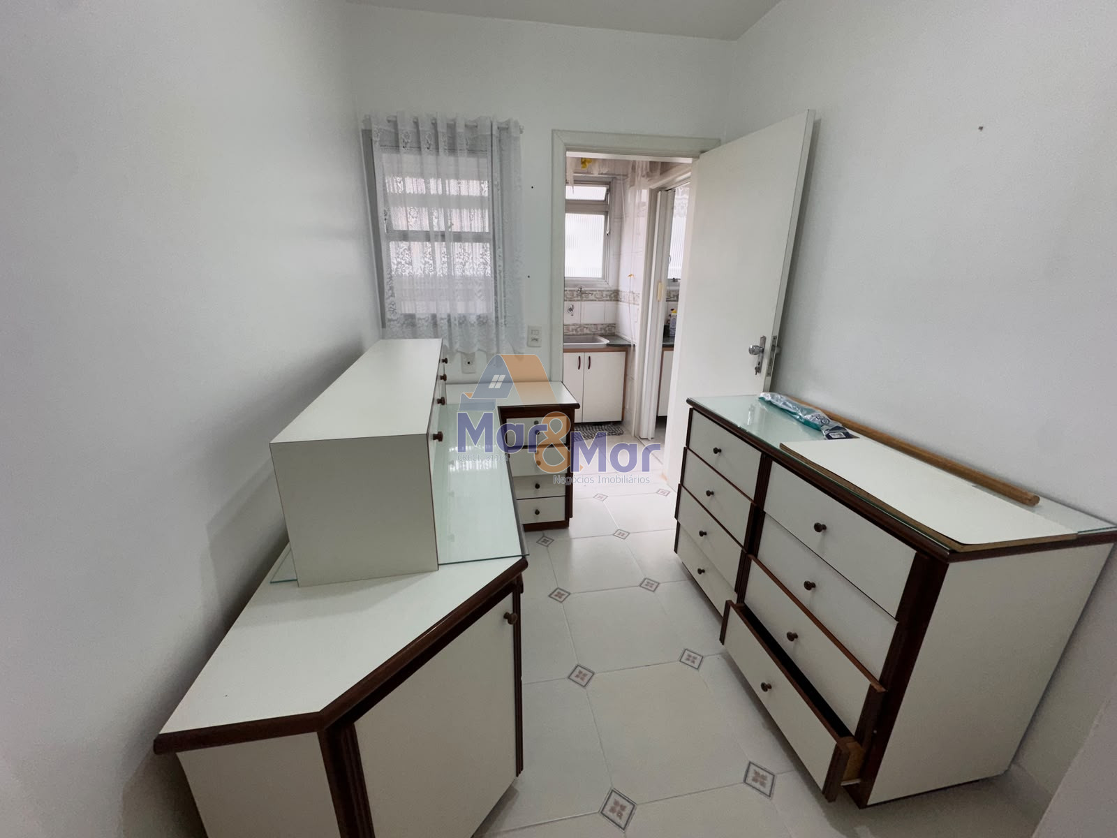 Apartamento-2-dormitorios-Pitangueiras
