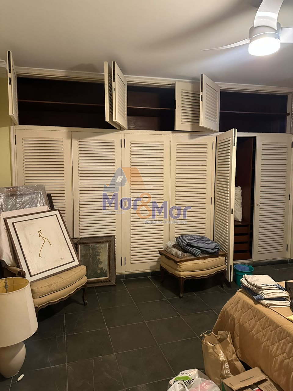 Apartamento-4-dormitorios-Pitangueiras