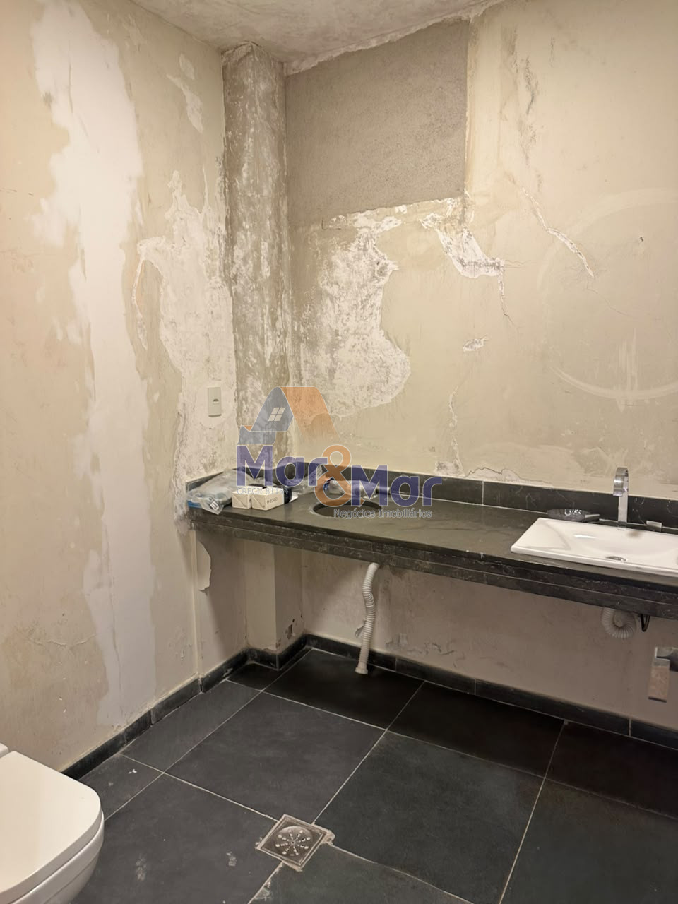 Apartamento-4-dormitorios-Pitangueiras