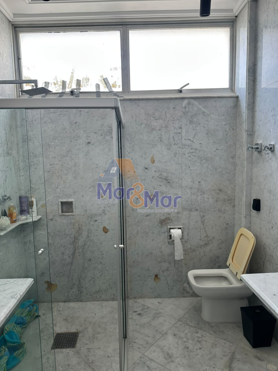Apartamento-4-dormitorios-Pitangueiras