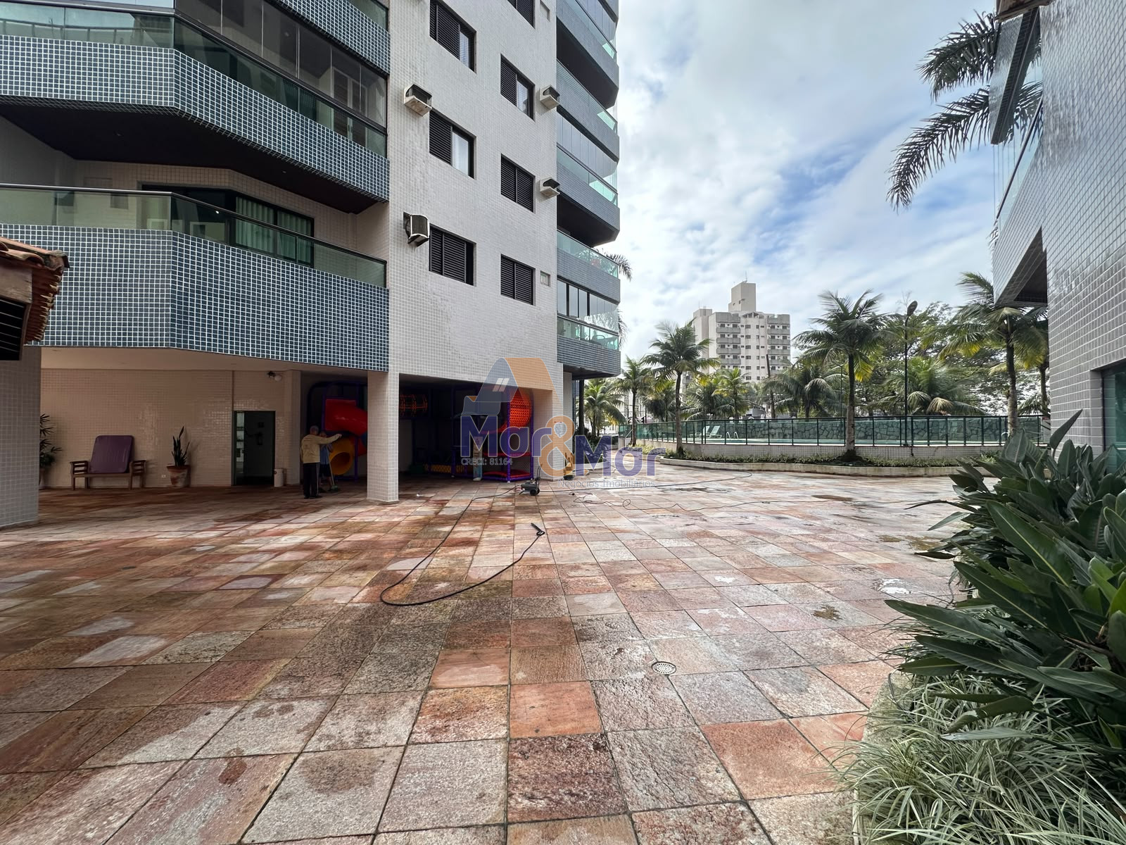 Apartamento-2-dormitorios-Enseada